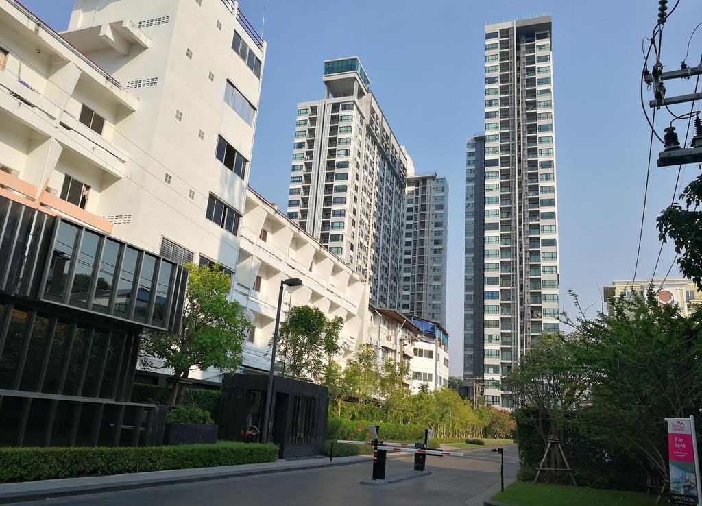 芭提雅贝斯公寓 一期